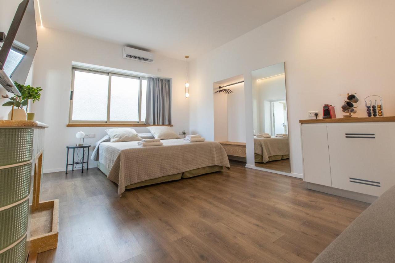 Rooms - Unique Staying In Paphos Centre エクステリア 写真