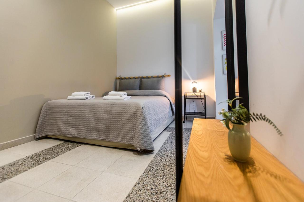 Rooms - Unique Staying In Paphos Centre エクステリア 写真